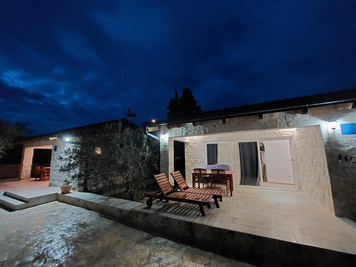 Apartment Morovi Dvori